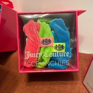 JUICY COUTURE SCRUNCHES